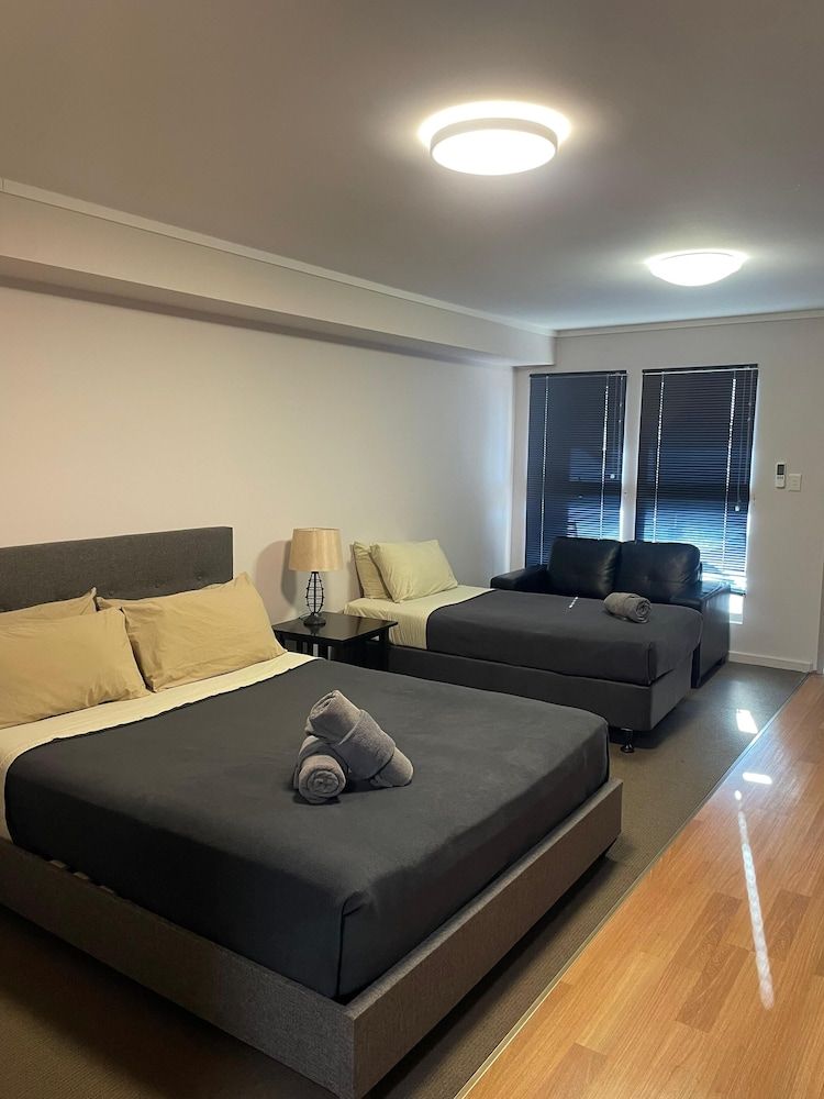 Spinifex Hotel Motel Twin Room