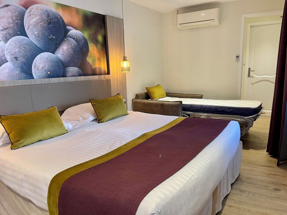 Best Western Hotel De France Deluxe Room, Multiple Beds, Non Smoking 2