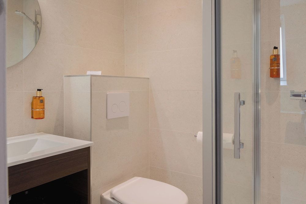 Best Western Hotel De France Standard Room, 1 Double Bed, Non Smoking 6