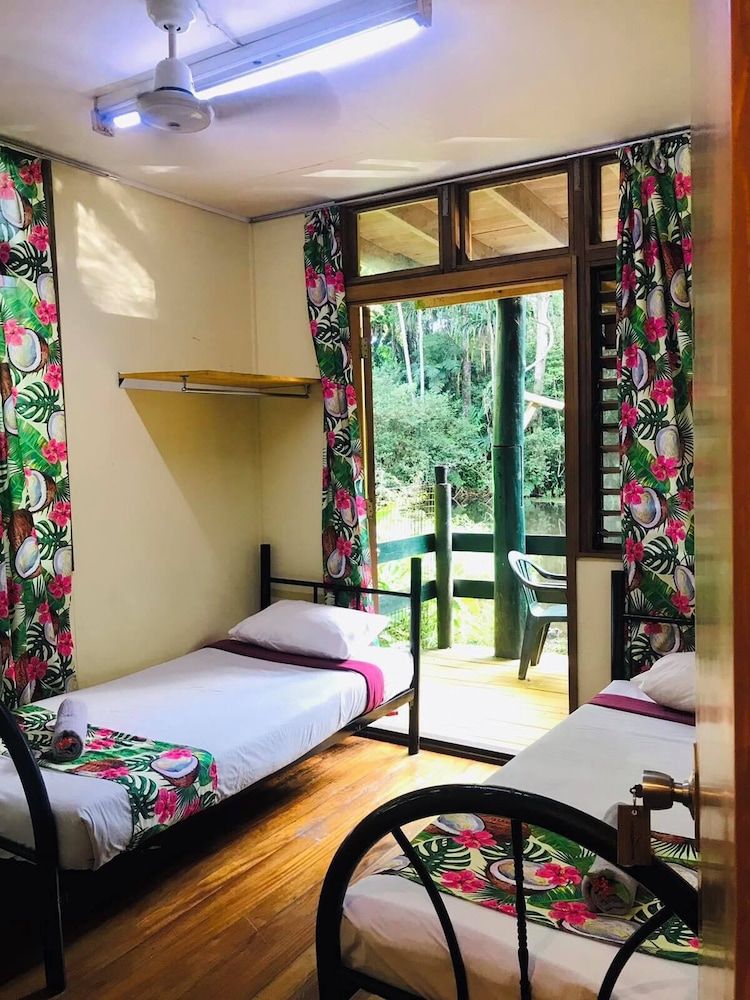 Rainforest Eco Lodge Budget Twin - Pond View 7