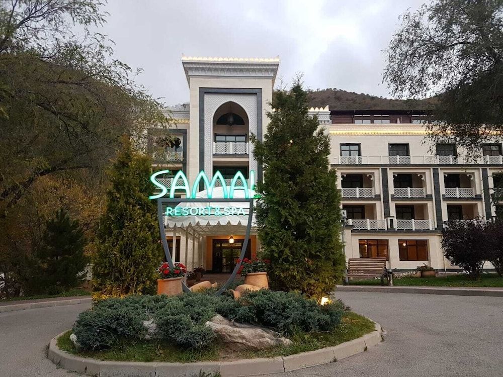 Samal Resort & Spa
