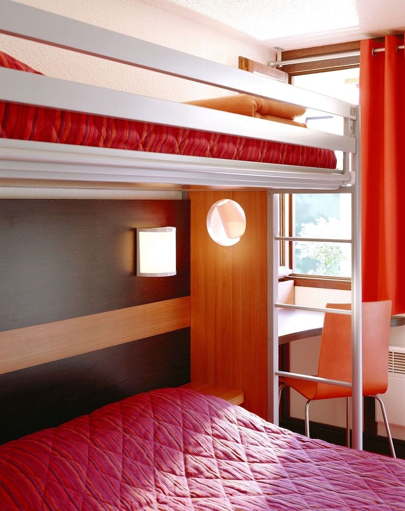 Standard Room, Multiple Beds (1 Double and 1 Single bed)