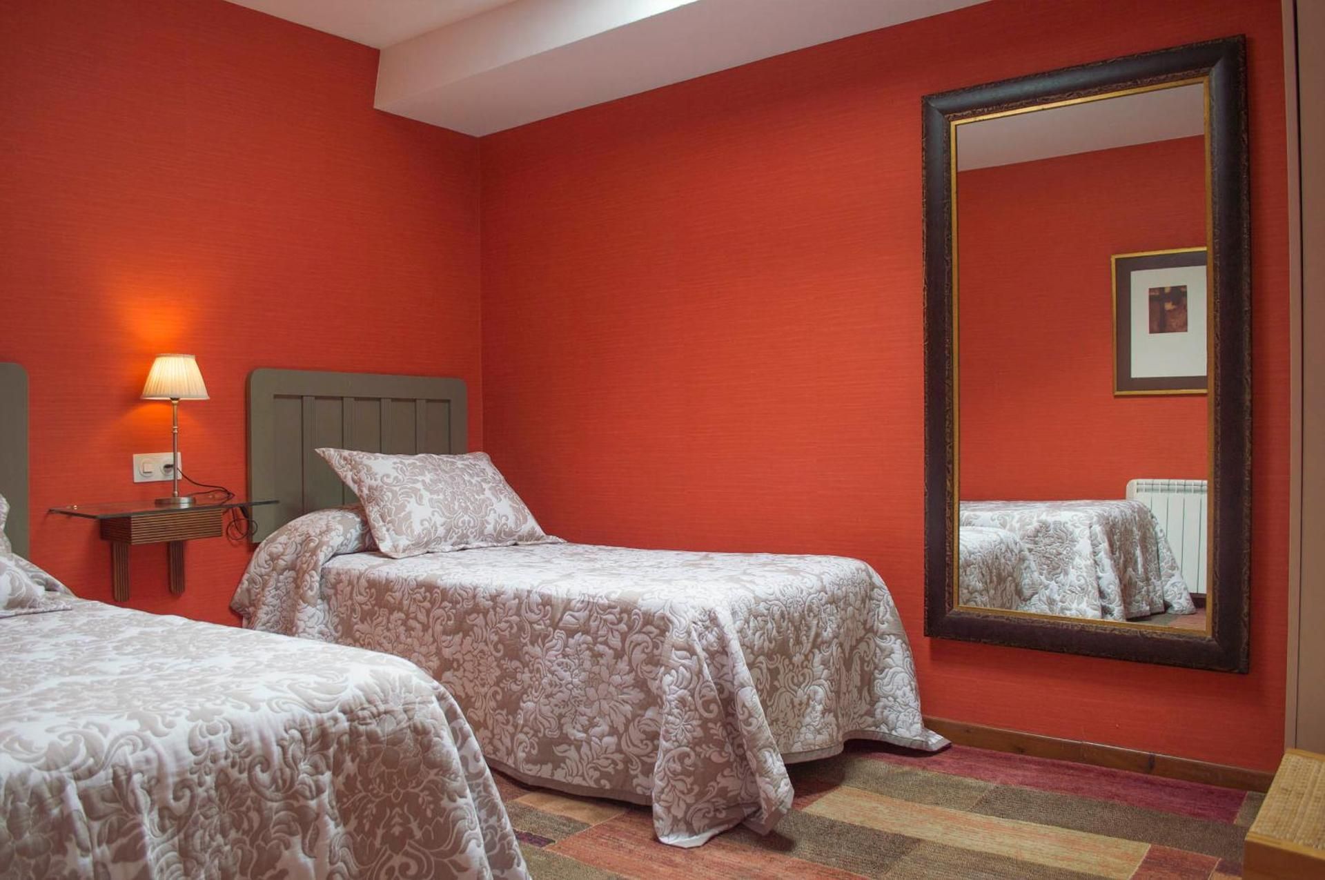 Twin Room with Private External Bathroom