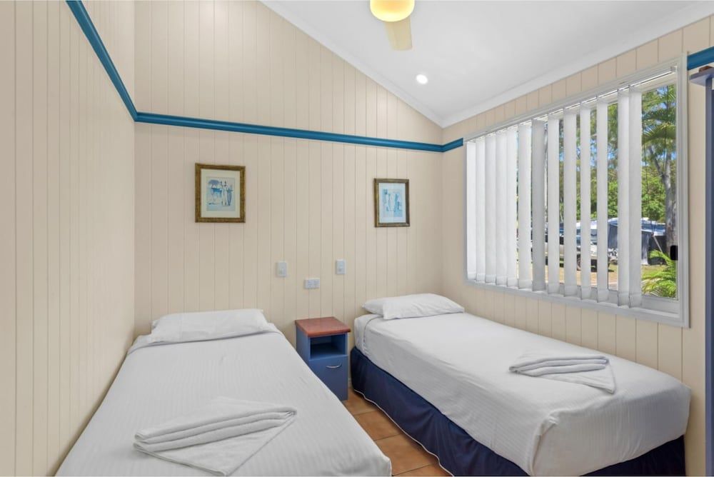 Deluxe 2 Bedroom Cabin