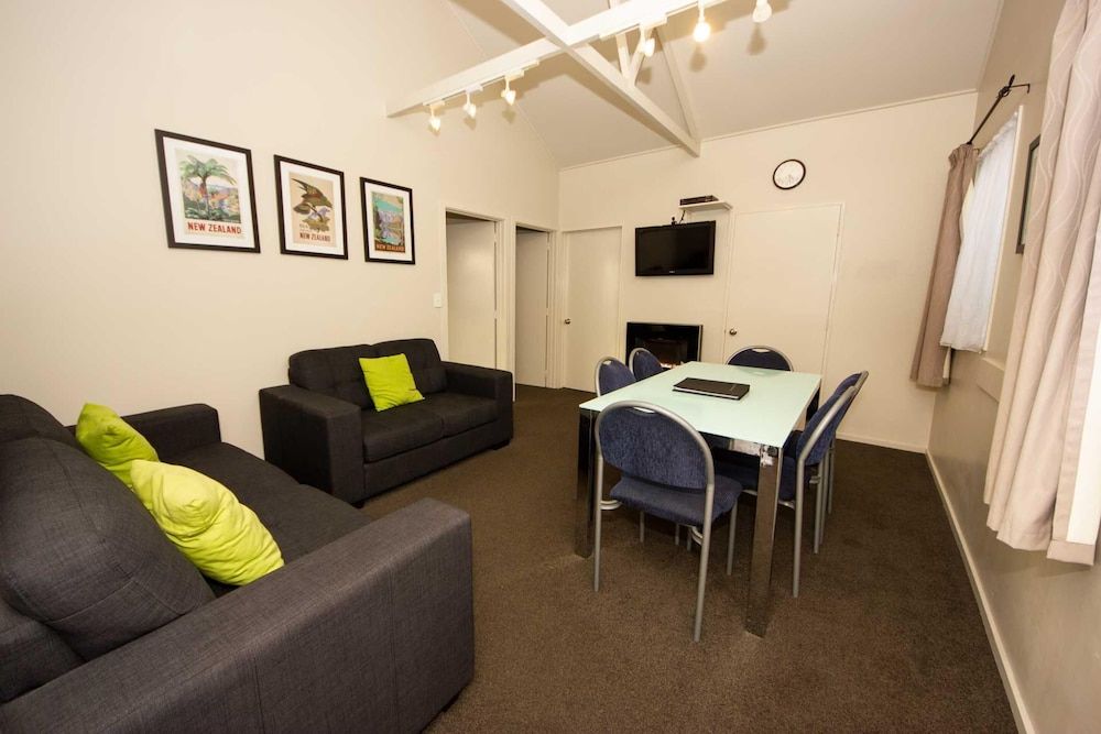10 Cottages Family Cottage, 2 Bedrooms 14