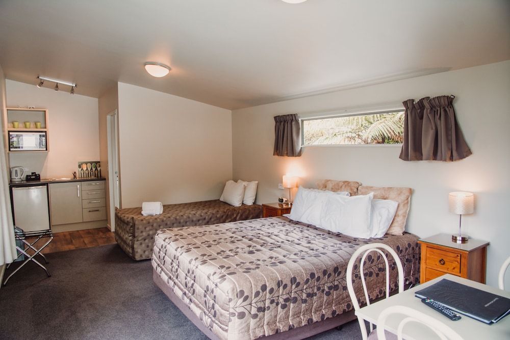 10 Cottages Studio Cottage, Mountain View 5
