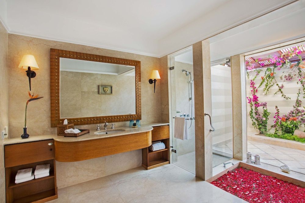 The Oberoi Beach Resort, Sahl Hasheesh Deluxe Suite