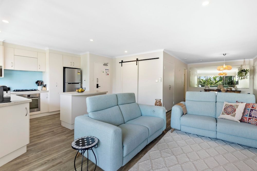 The Oasis Apartments and Treetop Houses Signature Apartment (Max 4 Person) 5