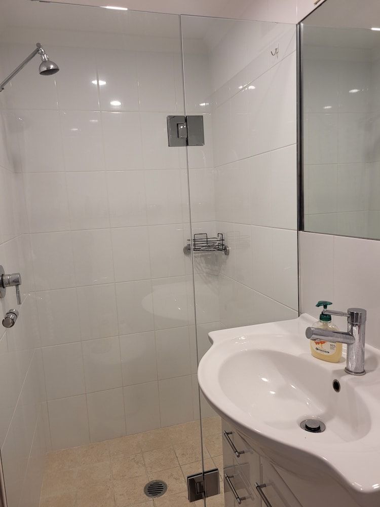 The Oasis Apartments and Treetop Houses Signature Apartment (Max 4 Person) 4