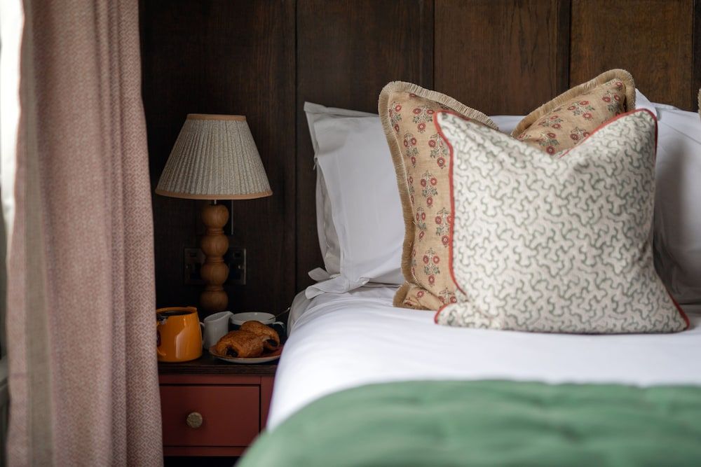 Worplesdon Place Hotel Comfort Double Room, 1 Double Bed 8