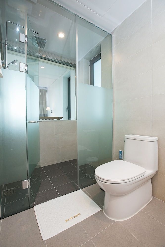 Vista View Resort Standard Double or Twin Room 3