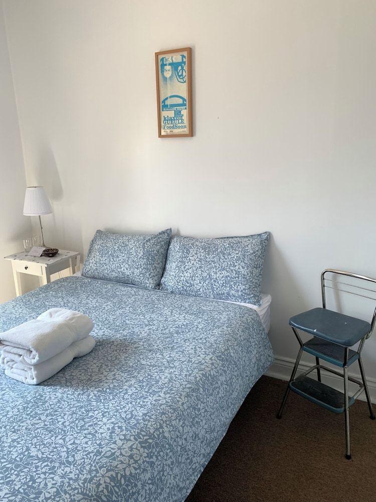 Pensione Popolo Economy Double Room, 1 Queen Bed, Non Smoking, Shared Bathroom 10