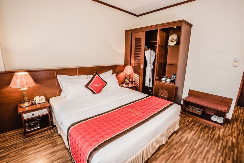 HANZ Sunny 2 Hotel Hanoi Deluxe Double Room, City View 3