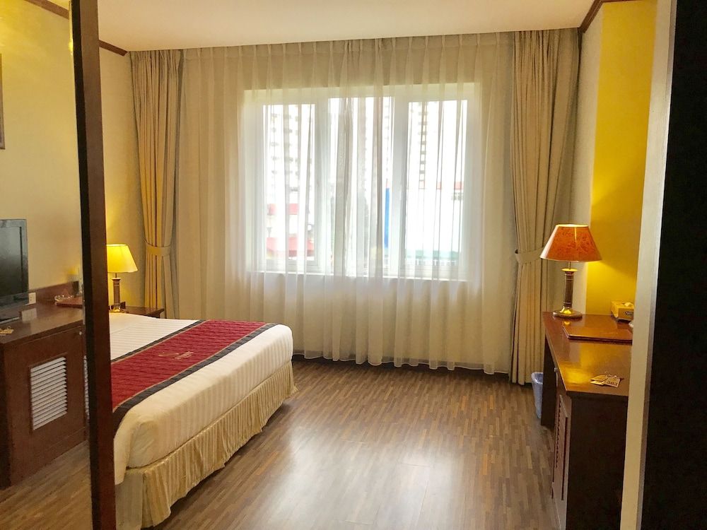 HANZ Sunny 2 Hotel Hanoi Deluxe Double Room, City View