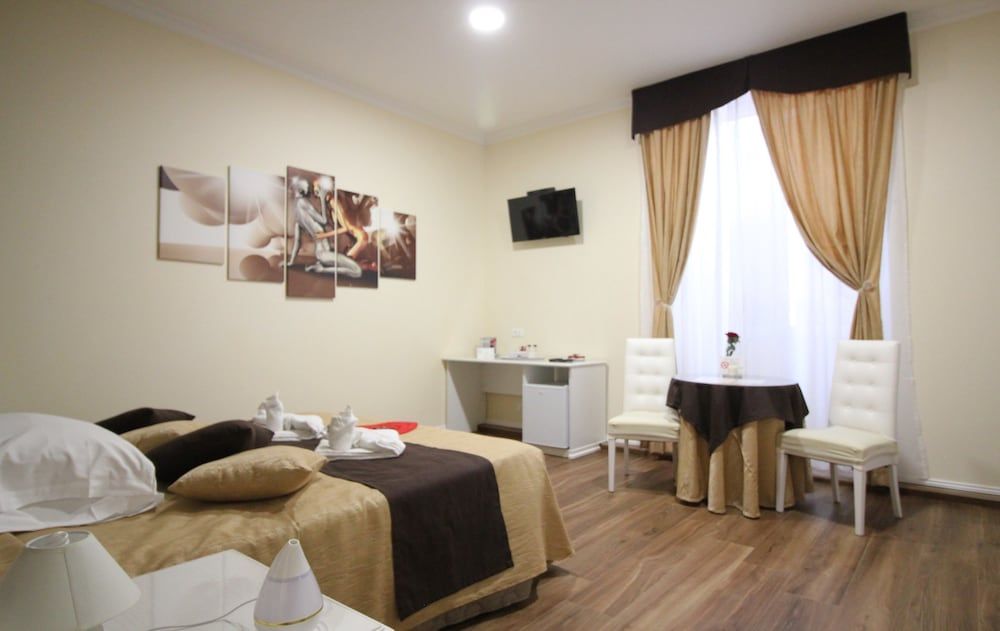 Freedom Love B&B Double Room 6