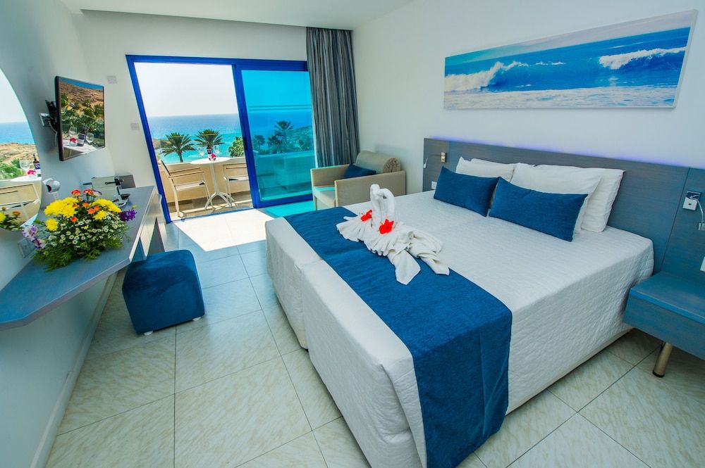 Deluxe Double or Twin Room, Sea View