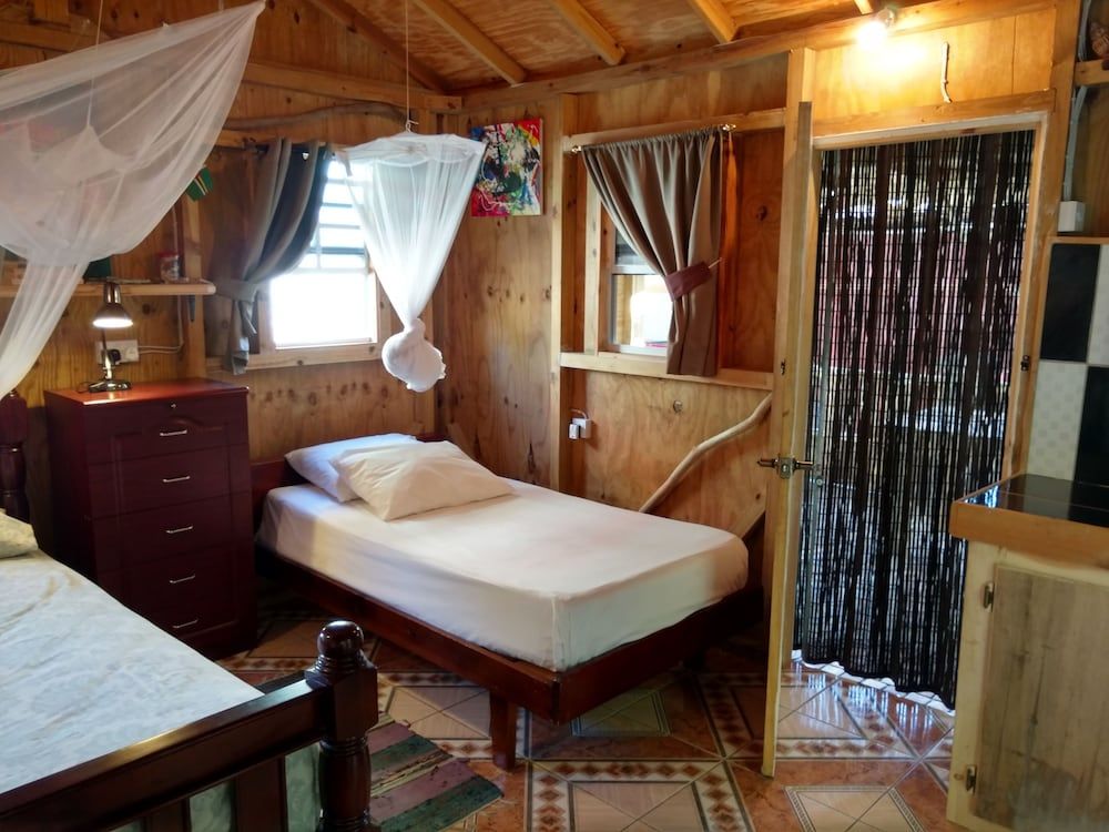 Mainroad Suite Studio Cabin 3