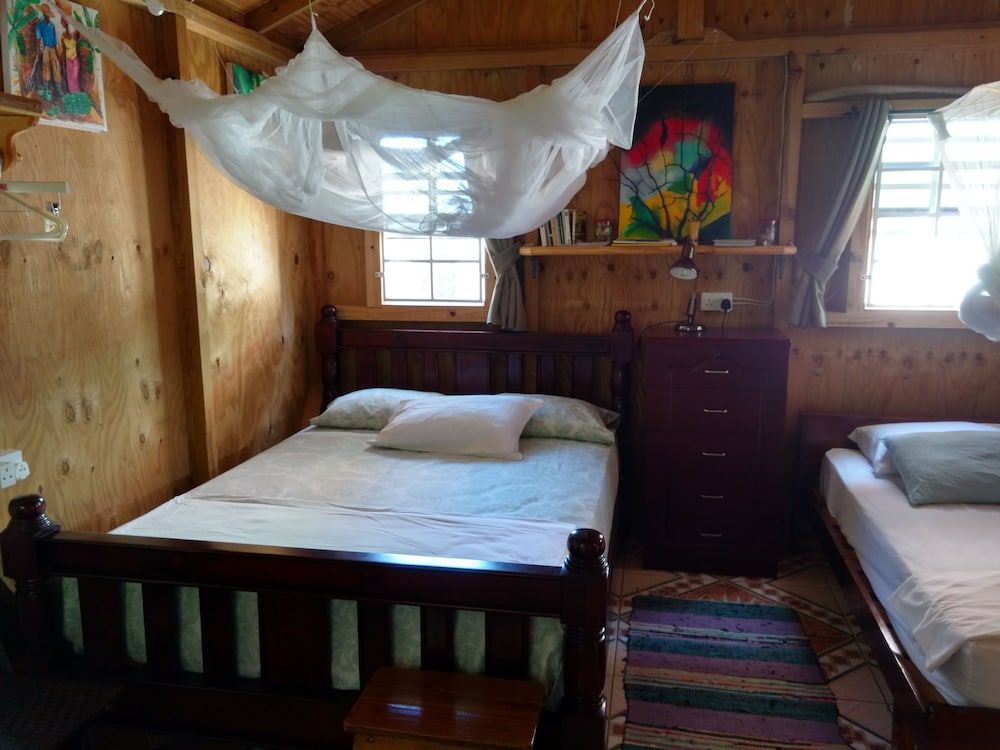 Mainroad Suite Studio Cabin 8