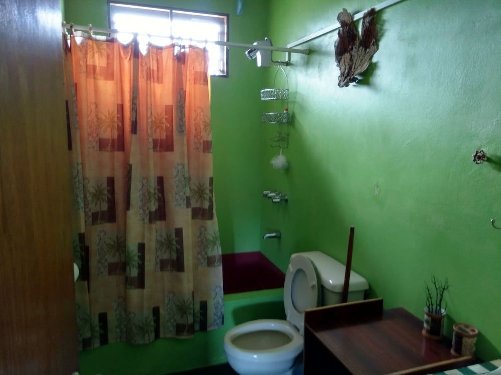 Mainroad Suite Three Bedroom Villa 13