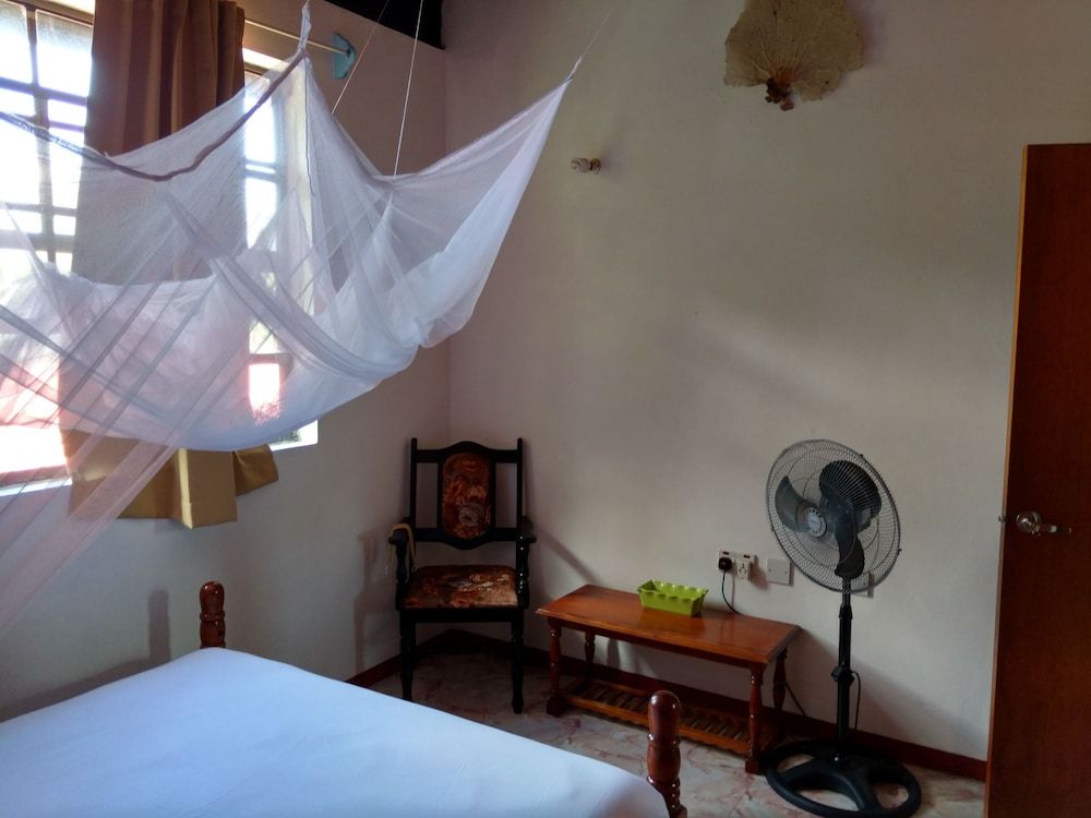 Mainroad Suite Three Bedroom Villa 17