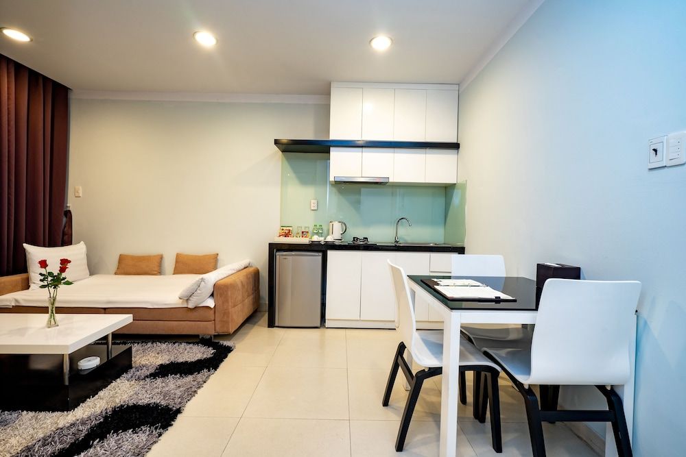 Becamex Hotel Thu Dau Mot Standard Room 8