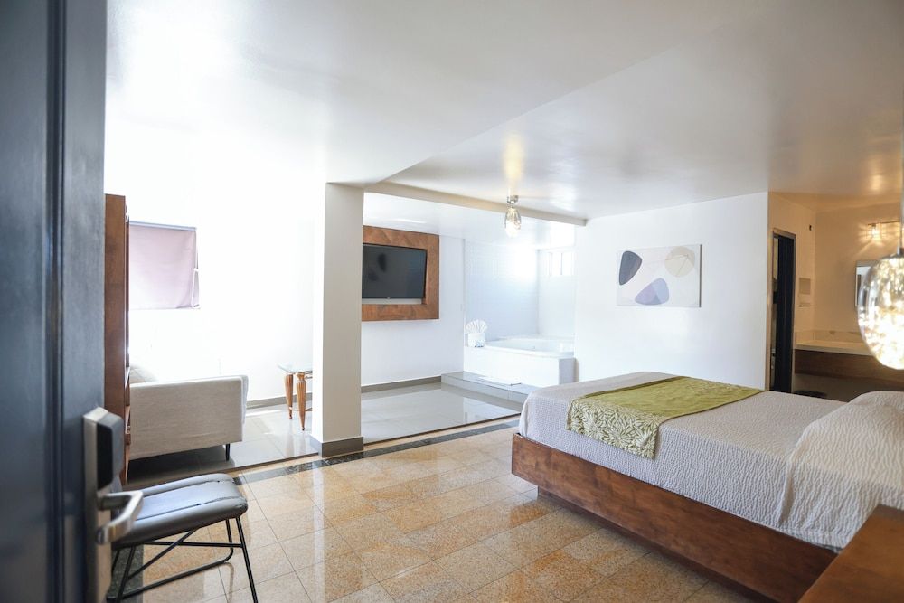 Aqua Rio Hotel Junior Room, 1 Queen Bed 5