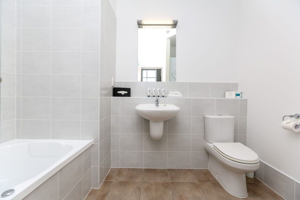 Quest New Plymouth One Bedroom Executive Apartment 2