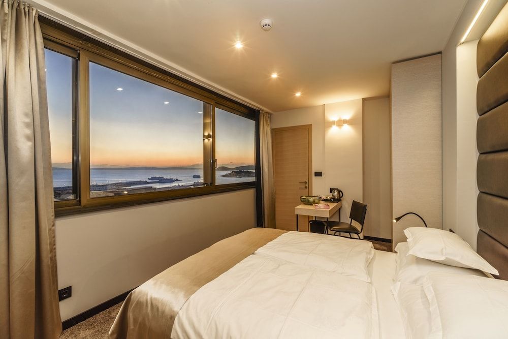undefined The View Luxury Rooms 3