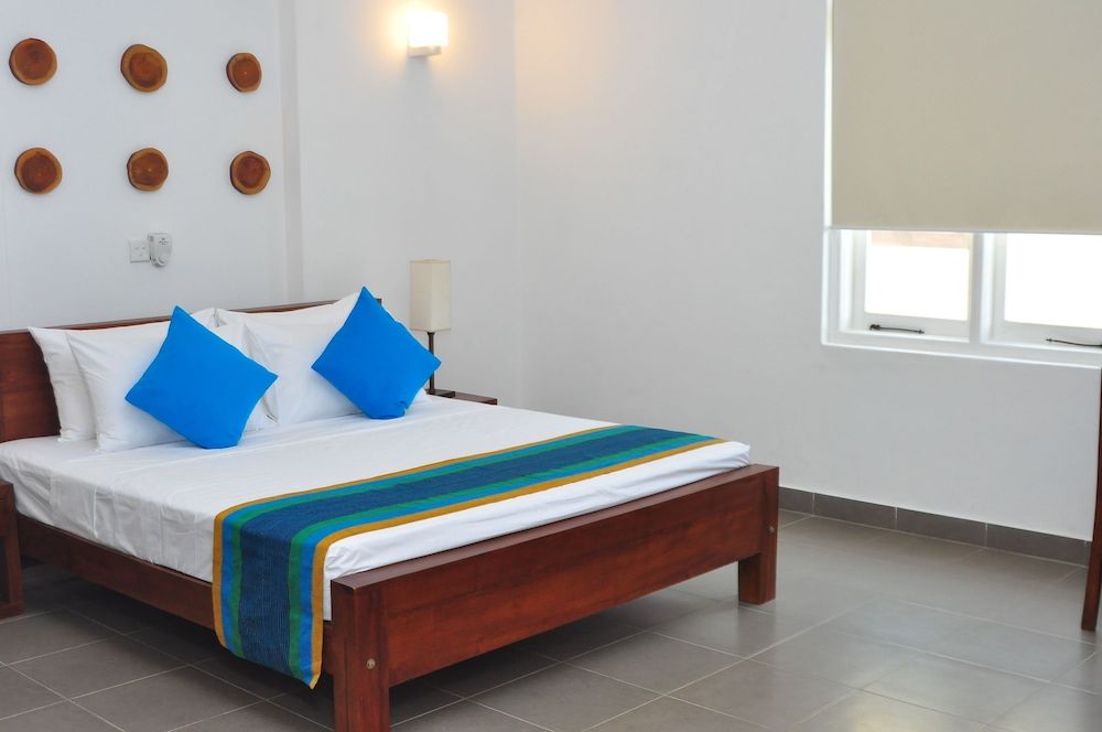 undefined Comfort@15 Hotel Colombo 6