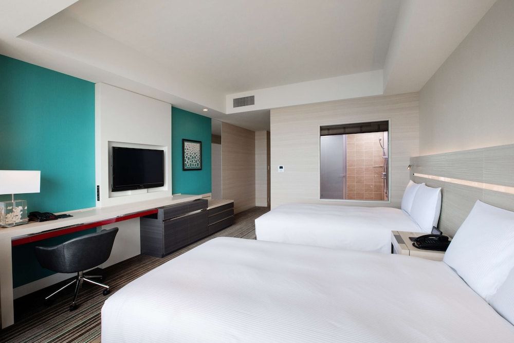 Twin Guest Room with Private Garden