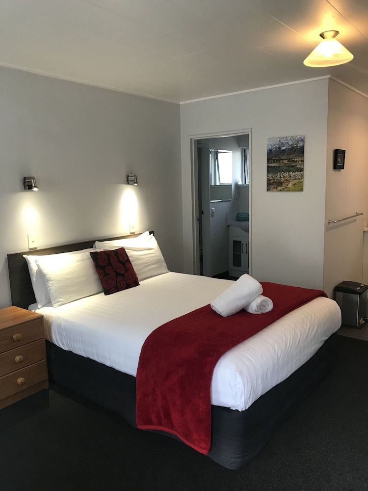 undefined Amber Lodge Motel 4