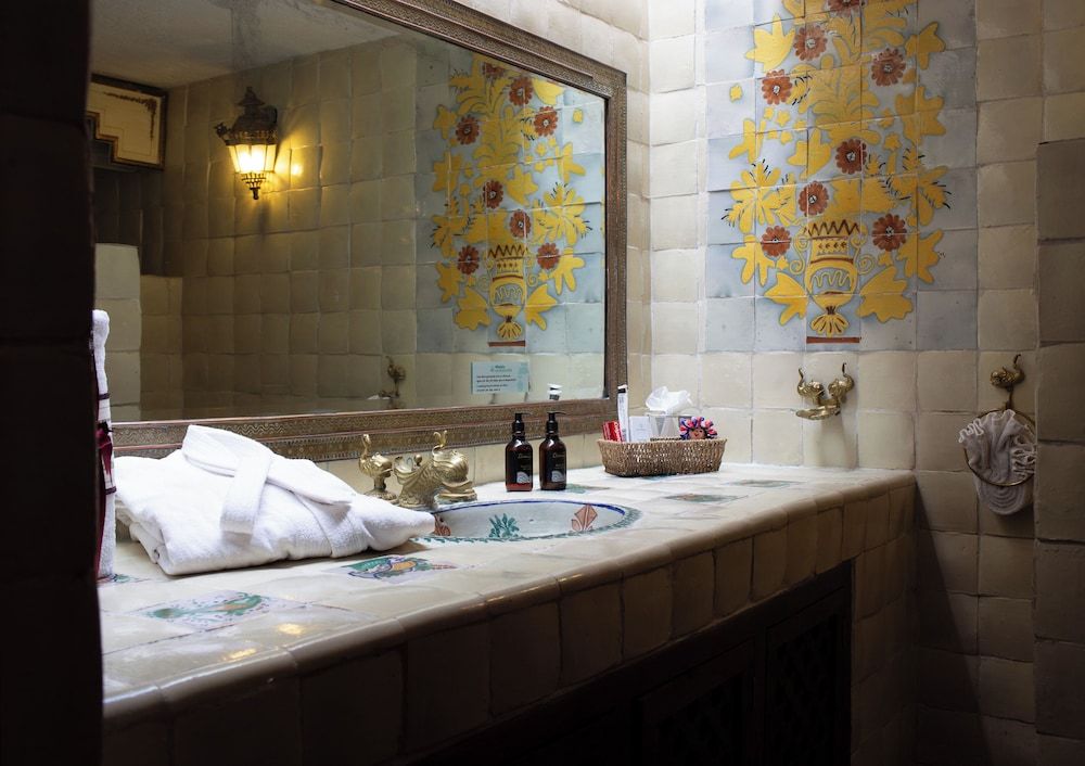 Hotel Misión Grand Casa Colorada Junior Suite, Multiple Beds 2