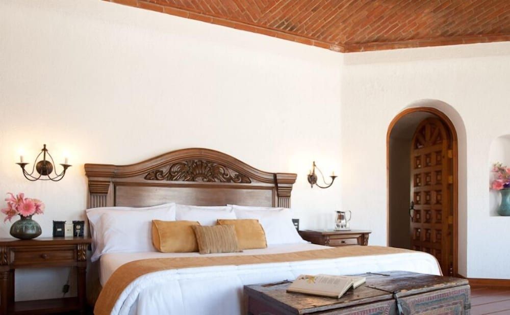 Hotel Misión Grand Casa Colorada Room (Dog Friendly)