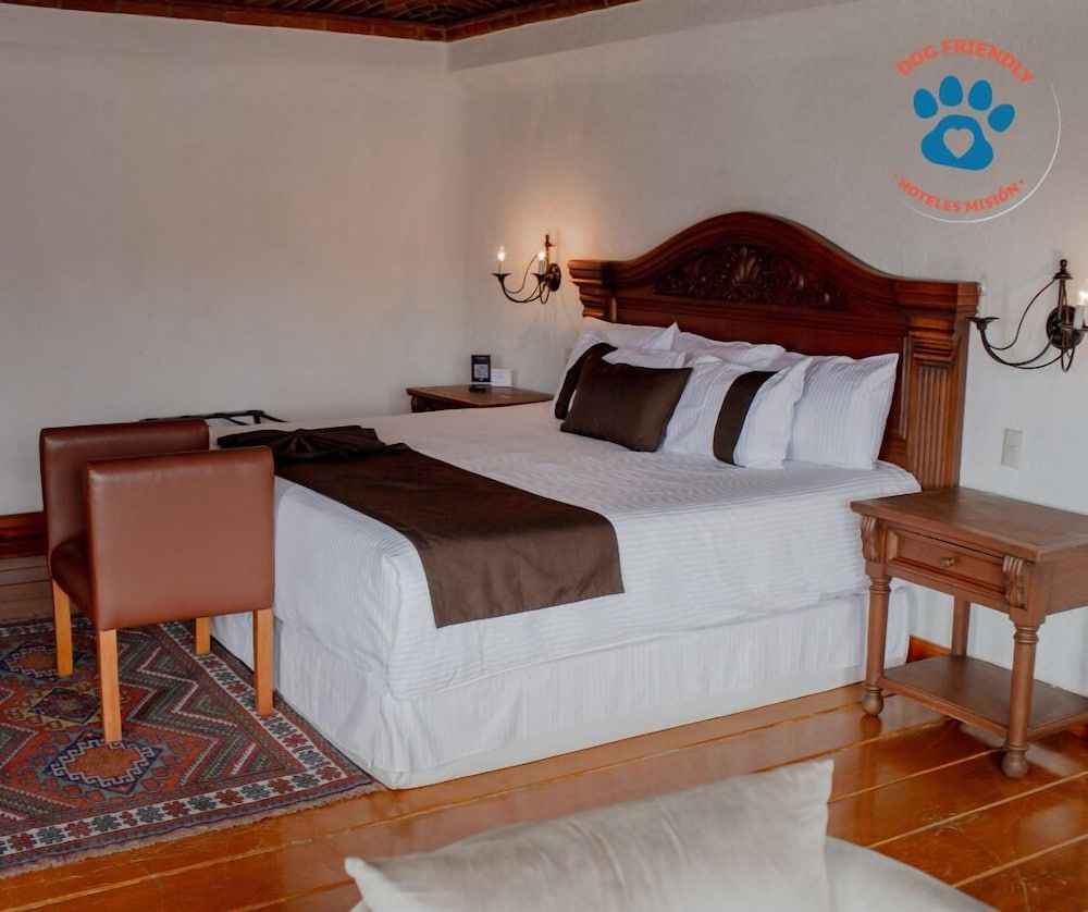 Hotel Misión Grand Casa Colorada Room (Dog Friendly) 2