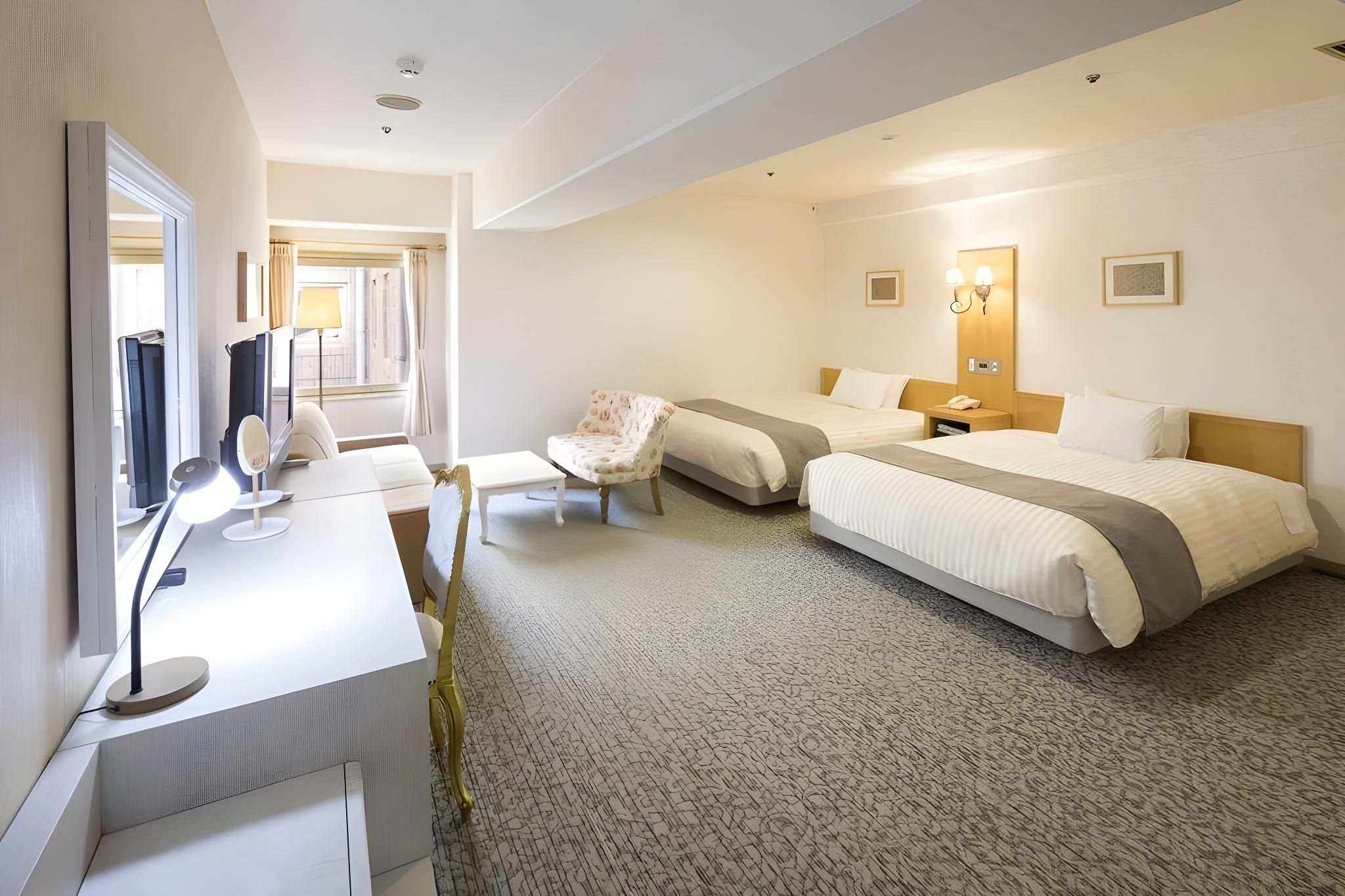 Deluxe Twin Room - Non-Smoking