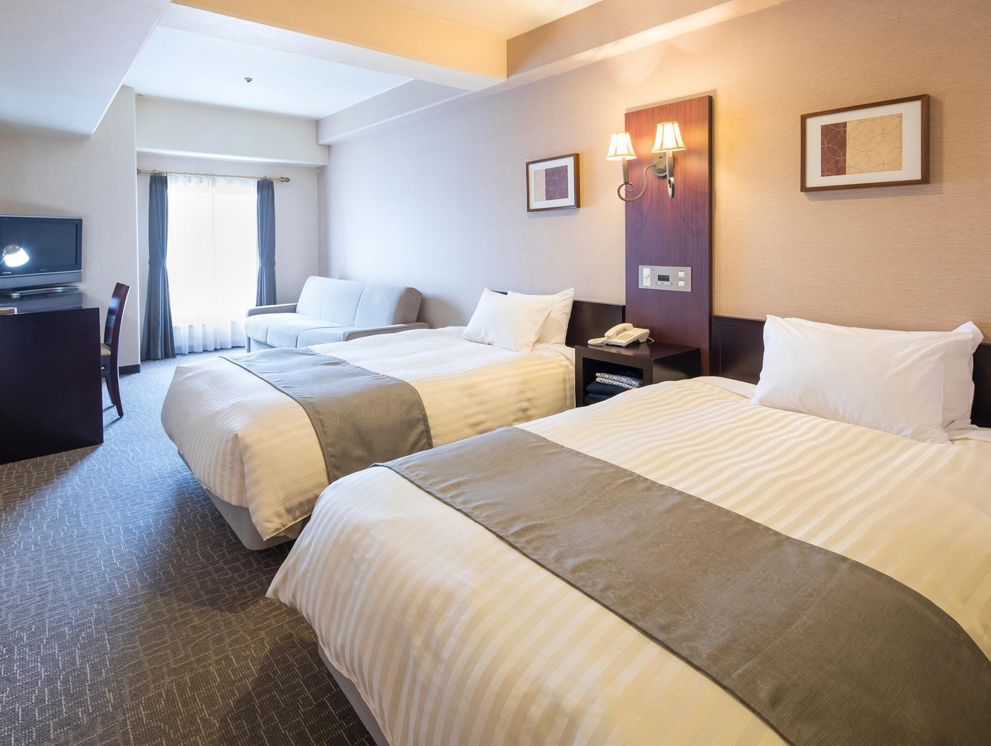 Twin Room B - Non-Smoking