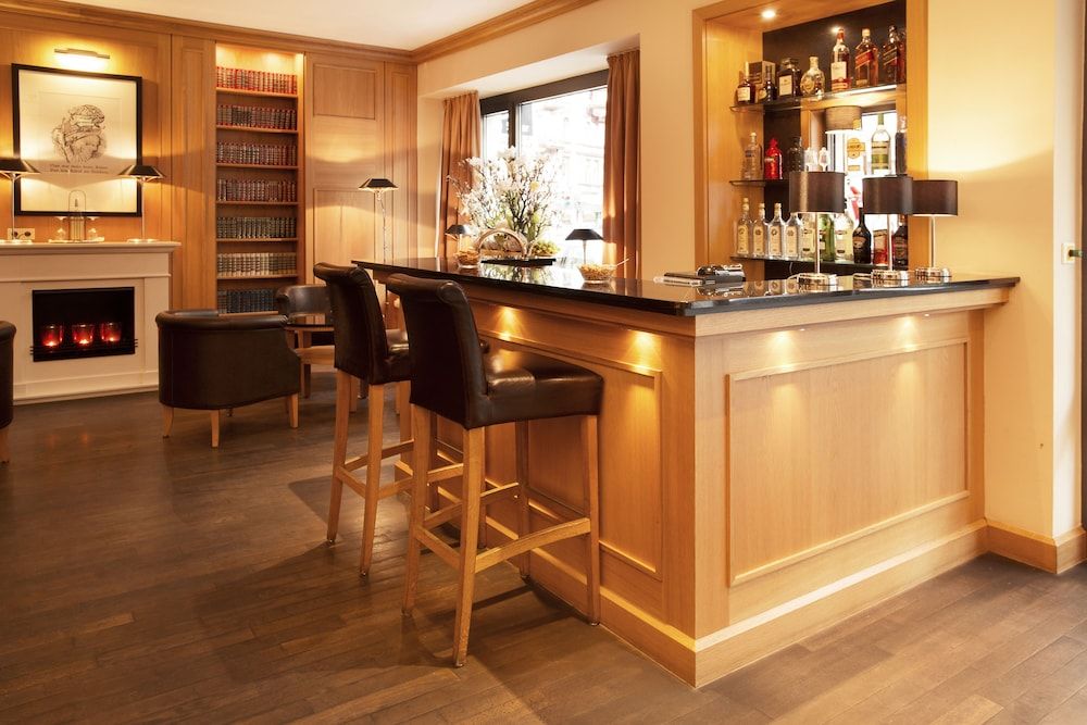 undefined Townhouse Hotel 9