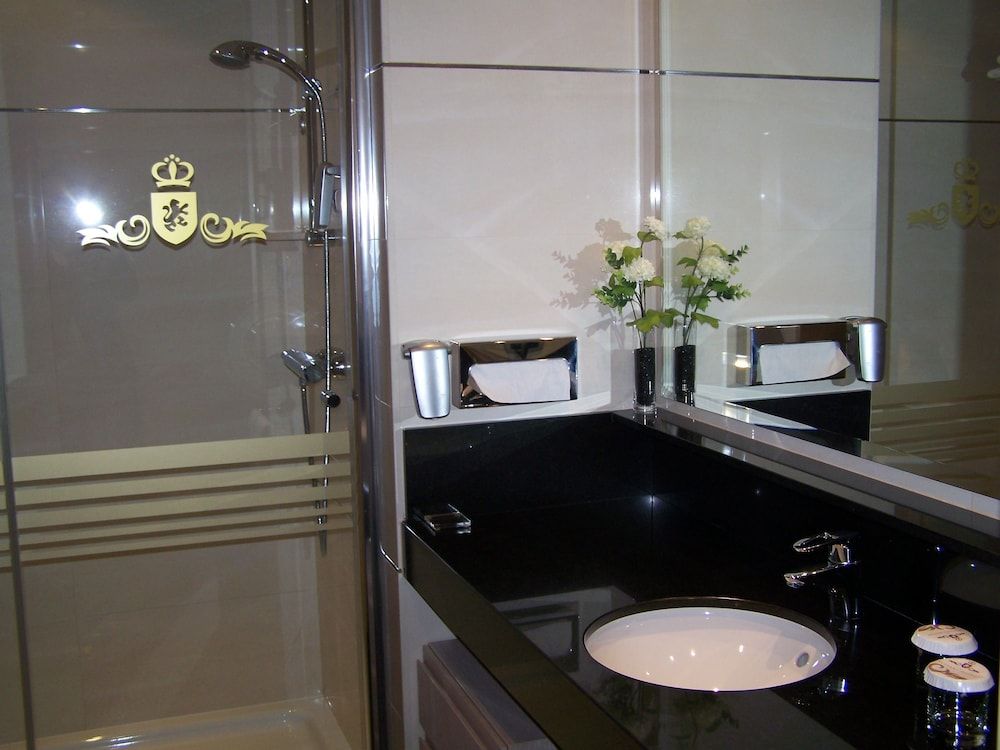 Washington Parquesol Suites & Hotel Premium Suite, Kitchen 5