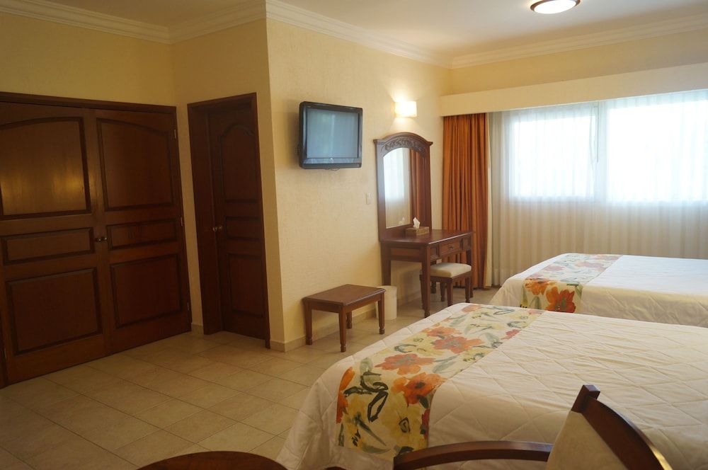 Hotel Argento Standard Double Room, 2 Double Beds 3