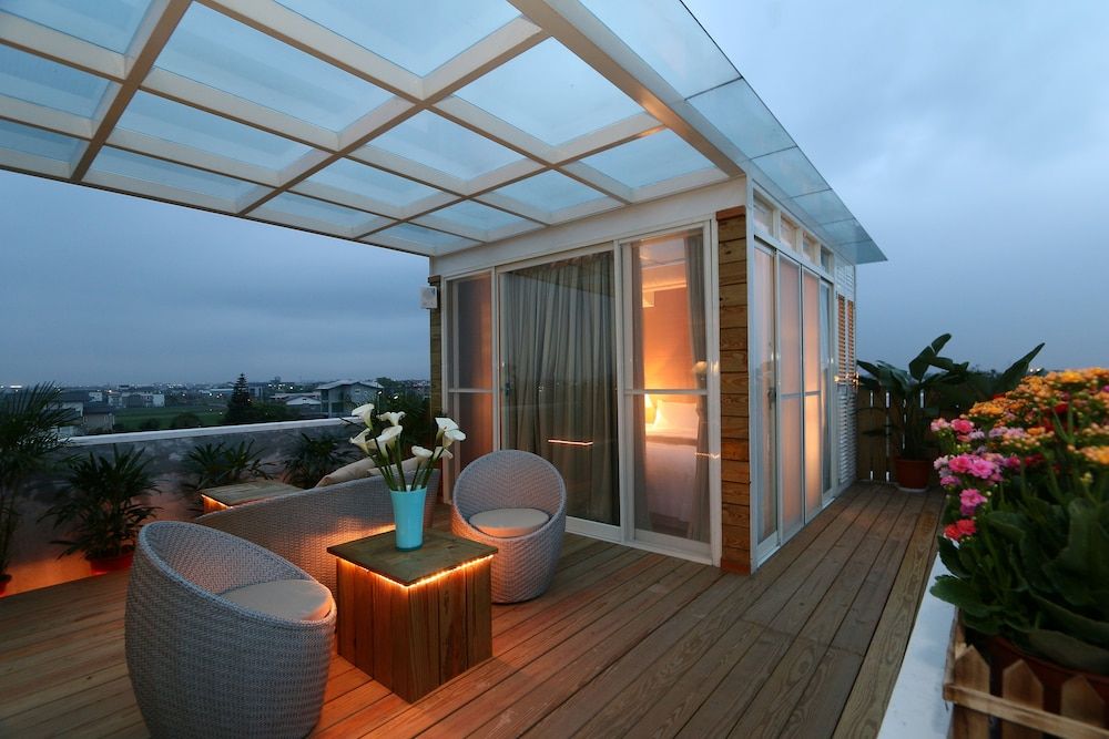 Aleex Villa Romantic Suite, 1 Bedroom, Lanai 4