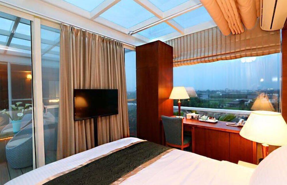 Aleex Villa Romantic Suite, 1 Bedroom, Lanai 6