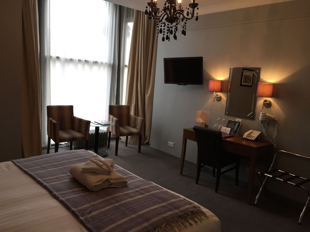 Crown Hotel Harrogate Executive Double Room 4