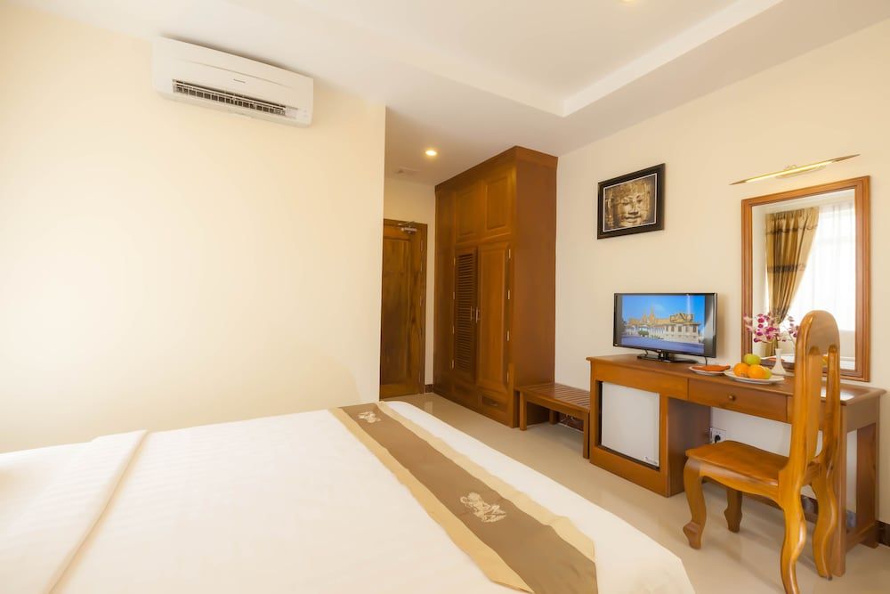 Kirirom Crystal Hotel Superior Room 4