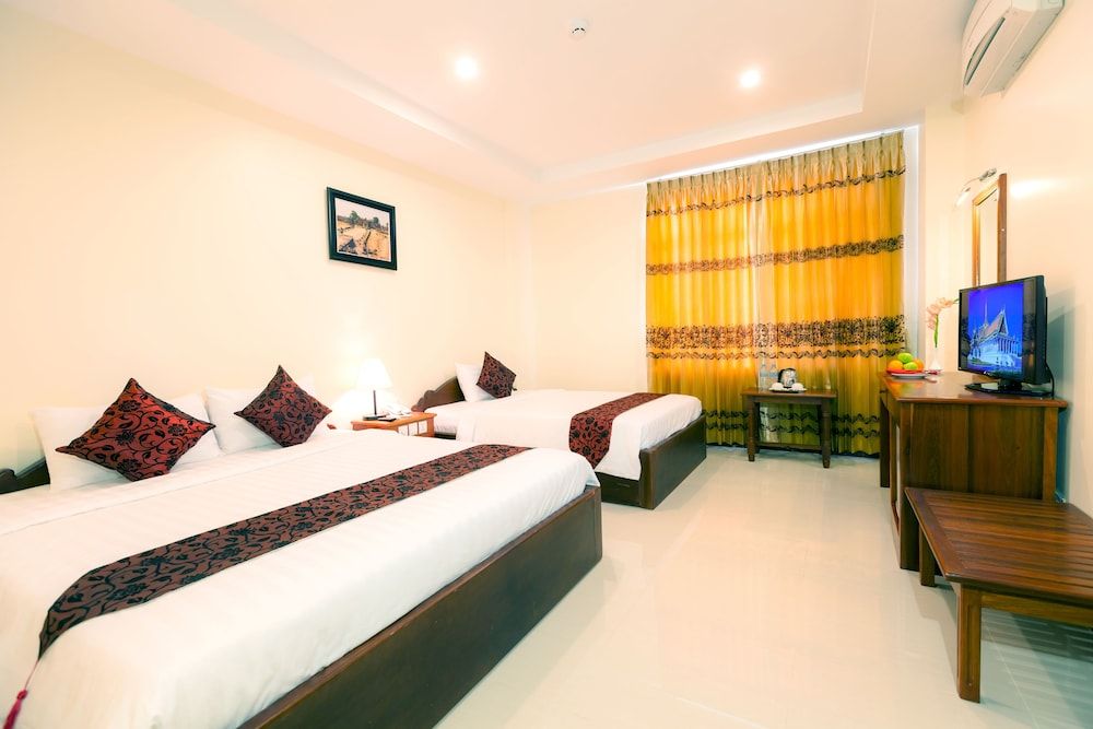 Kirirom Crystal Hotel Deluxe Family Room 2