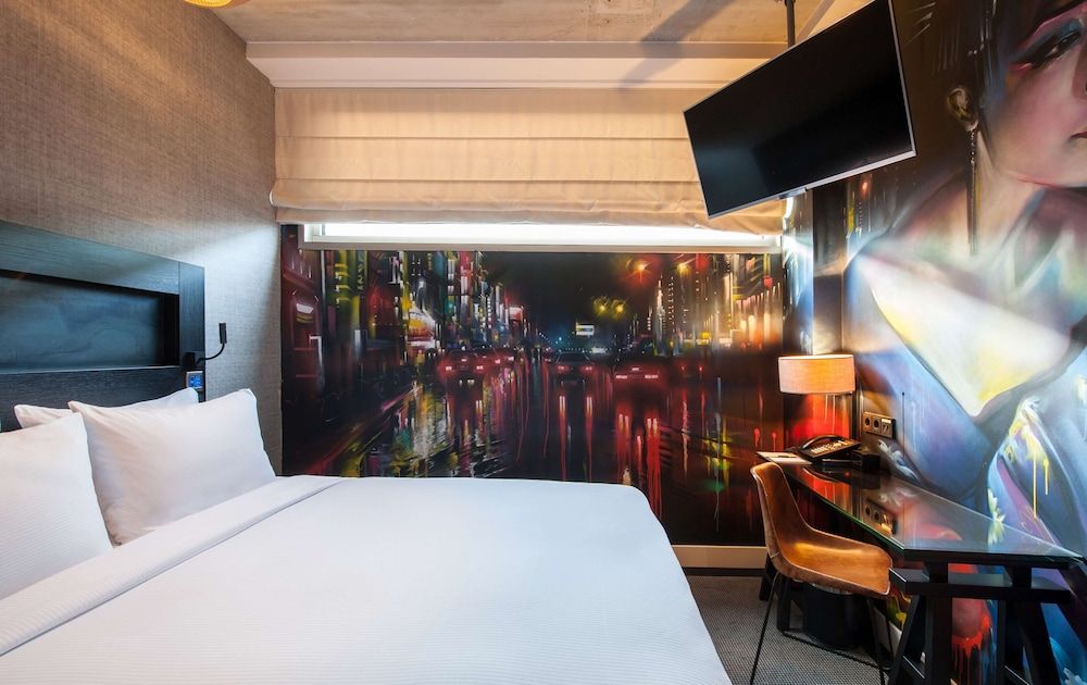 DoubleTree by Hilton Hotel Amsterdam - NDSM Wharf Room, 1 Queen Bed, Non Smoking 26