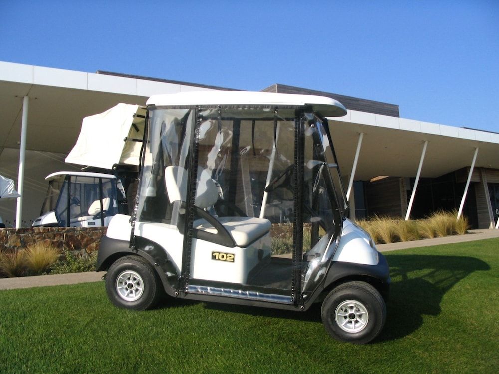 Golf cart
