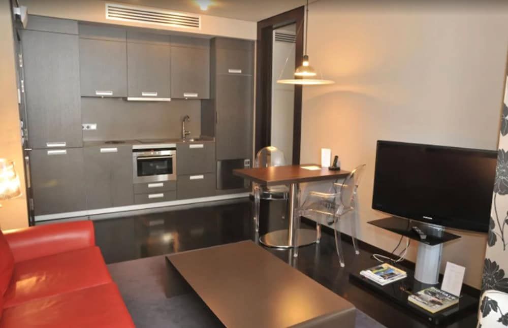 Maroa Hotel Suite 10