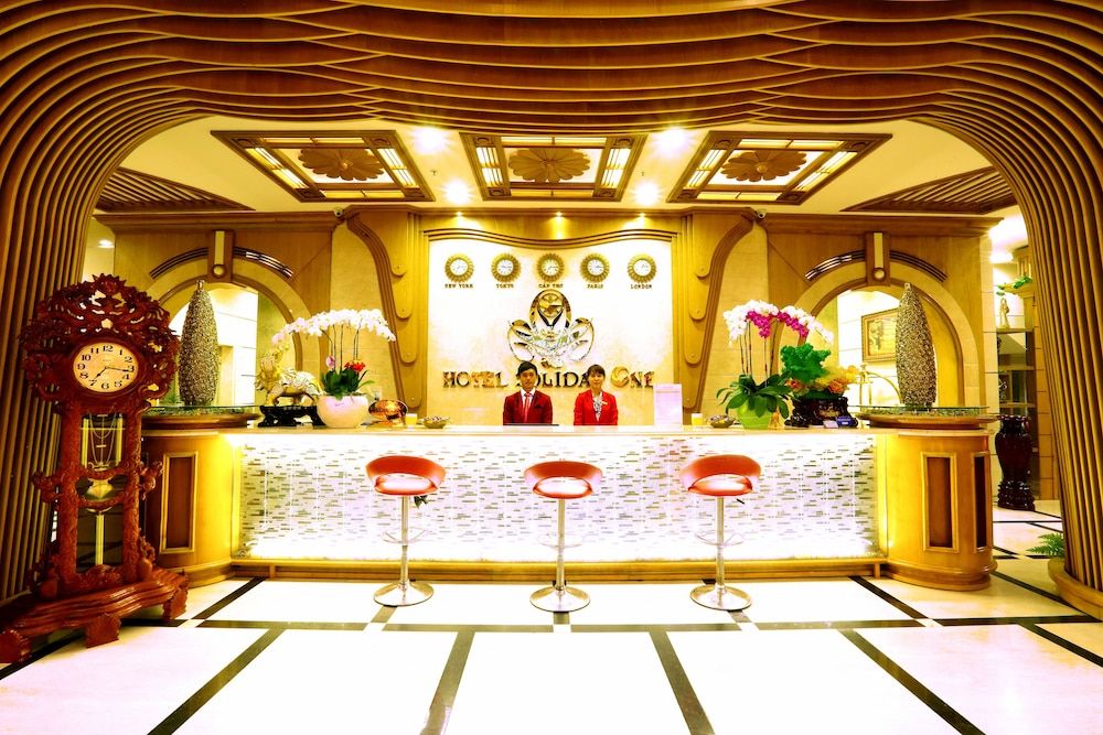 undefined Holiday One Hotel