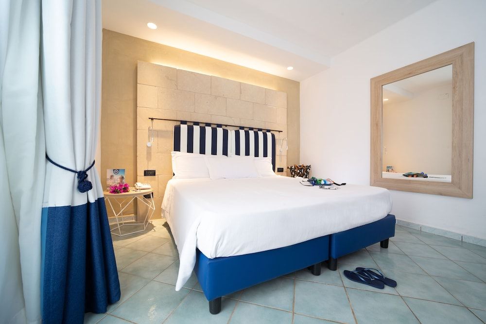 Superior Quadruple Room (2 adults + 2 children)