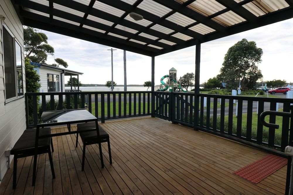 South Coast Retreat Waterfront One Bedroom Cabin 3